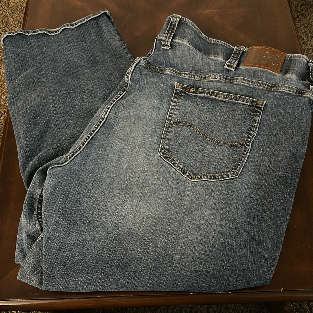 Lee-Extreme Motion Relaxed fit Straight Leg